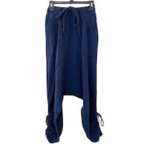 Free People Tie waist harem pant- size small, never worn.